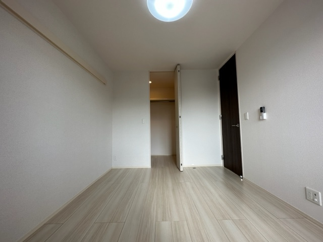 Diversita鉈屋町の寝室|※入居中の為、同タイプ別のお部屋の写真となります。201