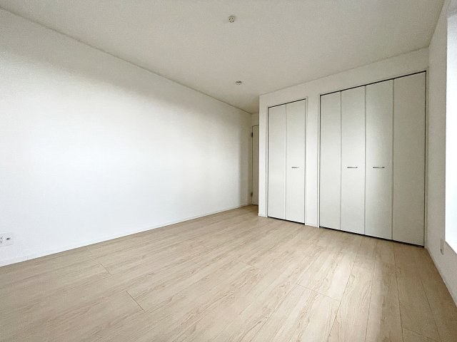 新築戸建・新築建売　郡山市大槻町第38　開成小・第一中の洋室|シンプルなので様々なテイストのインテリアも合いそうですね！