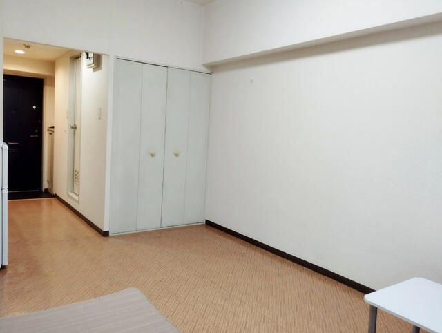 関内フレックスビルの居間・リビング