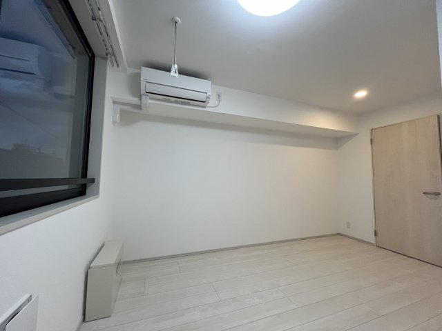 世田谷区代田５丁目の賃貸マンションの居間・リビング|こちらのリビングで趣味の時間をお楽しみください