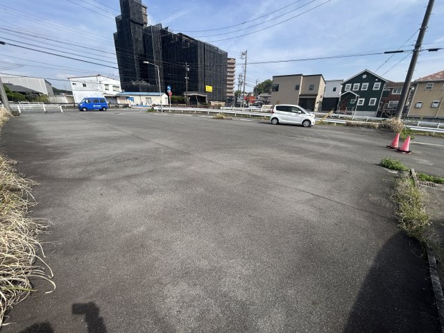 知多市岡田美里町の外観