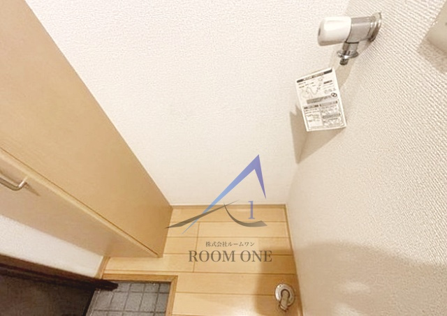 アーバンハイム根岸の設備|洗濯機置き場です。
