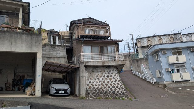 【前面道路含む現地写真】の画像