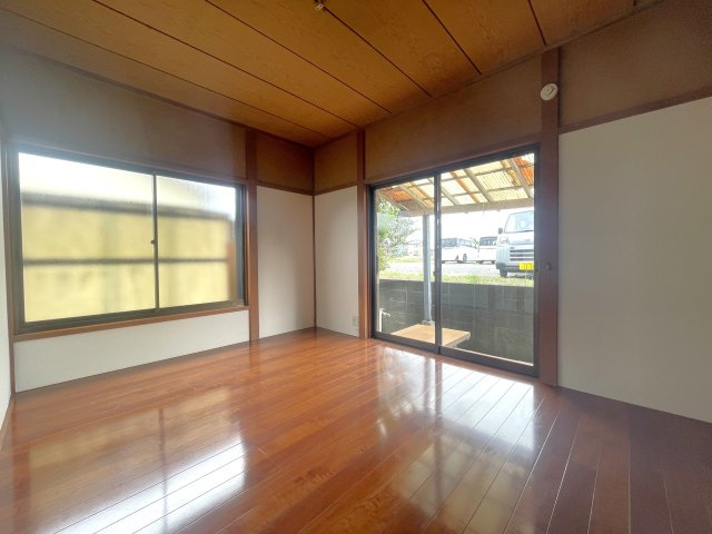 下永吉2棟貸家の洋室