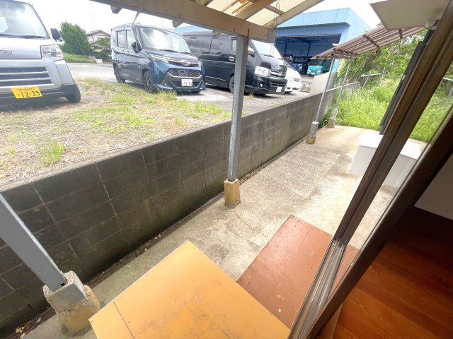 下永吉2棟貸家のバルコニー