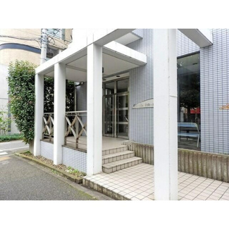 【エントランス】