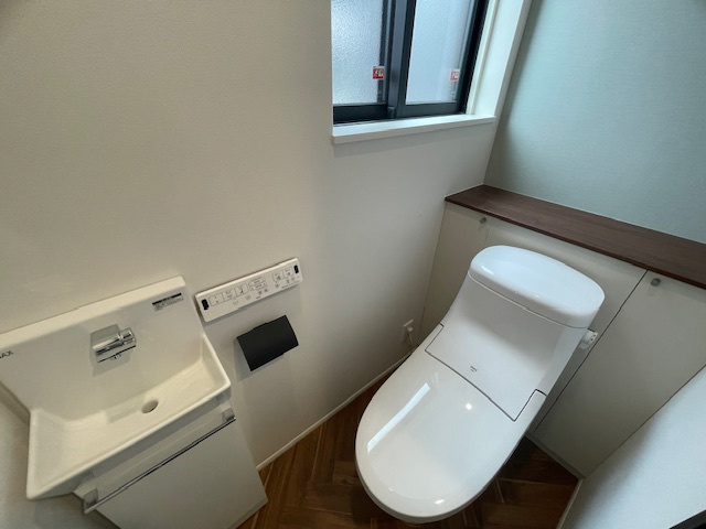 吉志新町一丁目6番2号（C-32）のトイレ