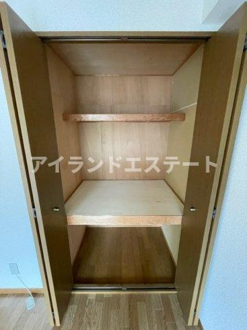 YMO駒沢　バストイレ別　バイク置場あり　南向きの収納