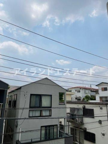 YMO駒沢　バストイレ別　バイク置場あり　南向きの展望