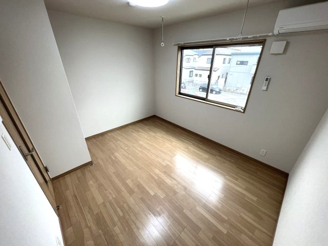 【寝室】