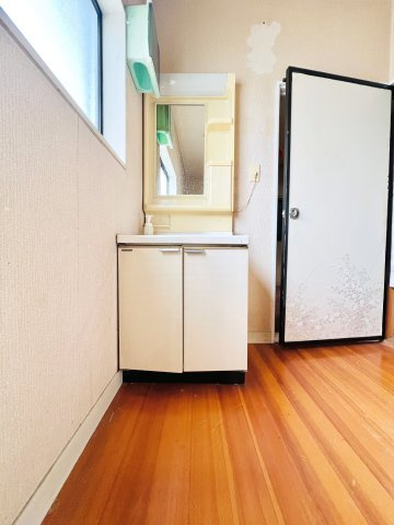 高崎市高関町の内装|2階にも洗面付き◎