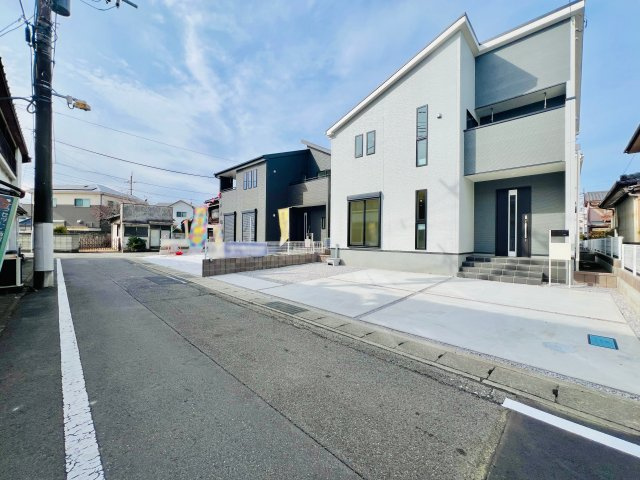 高崎石原町の前面道路含む現地写真|閑静な住宅地◎