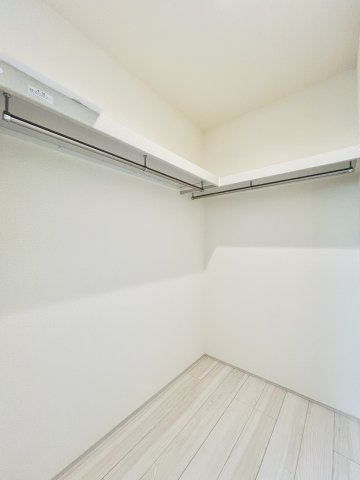 高崎箕郷町生原の収納|季節物の入れ替えもスムーズにできるウォークインクローゼット♪