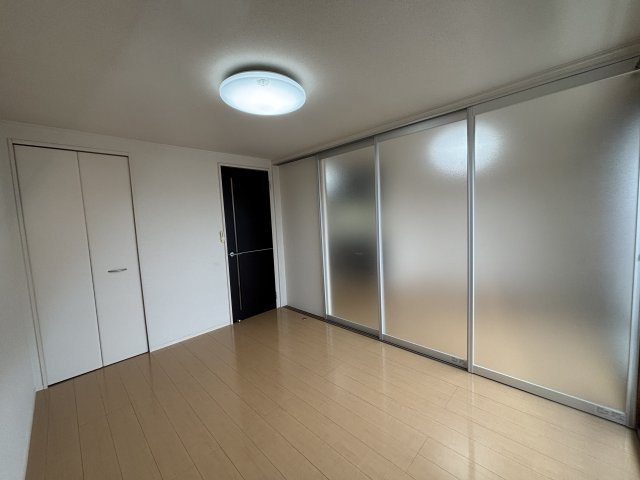 プレジール恩田の居間・リビング
