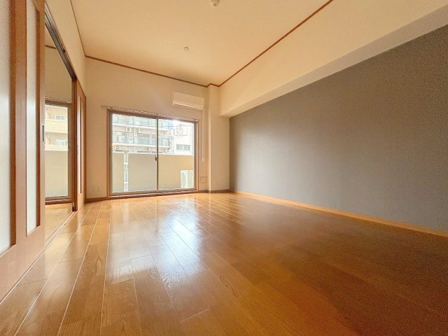 【居間・リビング】 | ウイング宝町セカンド