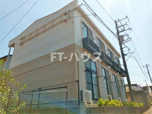 レオパレスフラワーガーデンⅡの外観