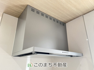【キッチン】 | 小山市神鳥谷2期　3号棟 | お料理の匂いもスッキリ♪シンプルデザインで掃除も簡単‼
