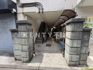 【エントランス】 | 建物の内部です