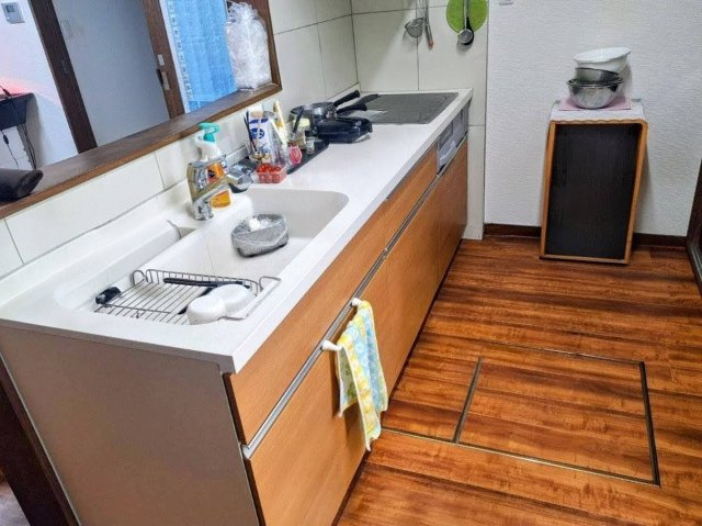 和歌山市古屋　平屋建住宅のキッチン