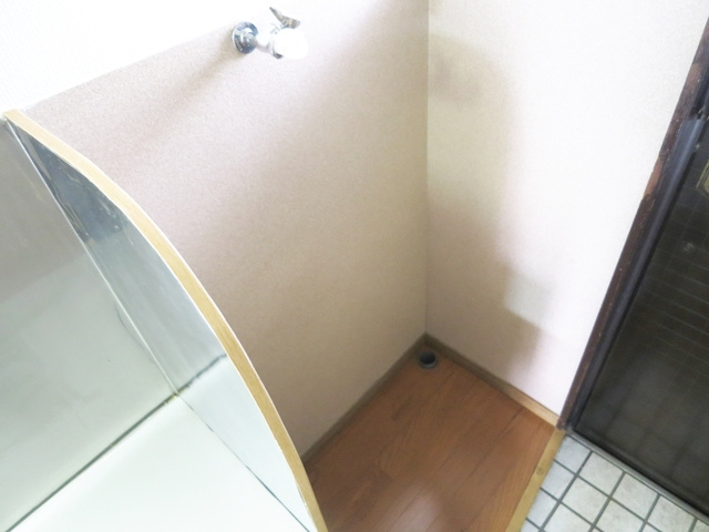 ハイツコシヅカのその他|洗濯置き場はこちらです。