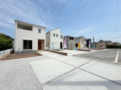 【外観】 | 高崎市新町　新築住宅 | 現地ご案内ツアー開催中！早朝やお仕事帰りのご見学にもすぐ対応致します！見学ご予約はコアライブまでお気軽にお問い合わせ下さい！