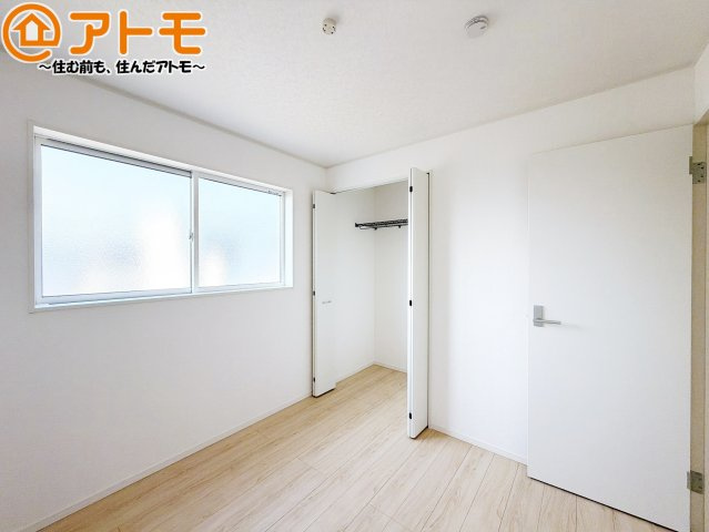 【子供部屋】 | 焼津市石津第6　新築戸建　全1棟 | お子様のお友達が遊びに来た時も、子供部屋があると楽しく過ごせますね♪