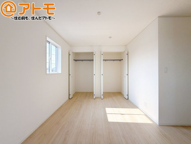 【収納】 | 焼津市石津第6　新築戸建　全1棟 | ハンガーパイプ付きのクローゼットは季節ものなどを収納することができて便利です♪
