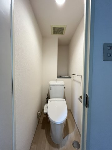 エクセレント米子のトイレ|イメージ404号室の写真