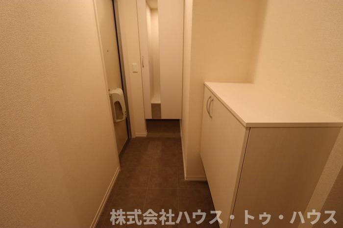 グランメゾン花の玄関