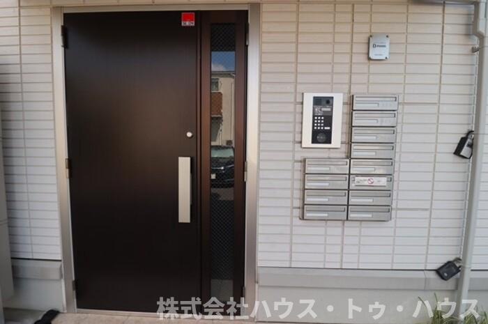グランメゾン花のエントランス