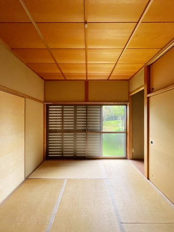 菅の台7丁目中古戸建の和室|1階西側6帖和室