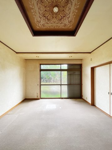 菅の台7丁目中古戸建の洋室|洋室約10帖