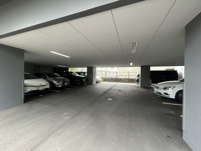 【駐車場】ライブガーデン江坂Ⅸ