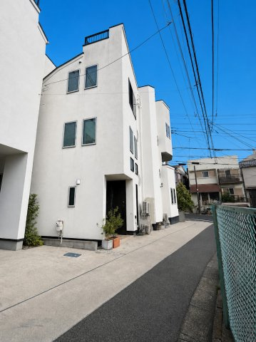 【外観】 | ◆南区三春台　中古戸建◆ | ◆子育て世代のスタッフもいますので、お客様目線での物件選び、ご提案が可能です。お問い合わせいただきました物件以外も多数ご紹介させていただきます。
