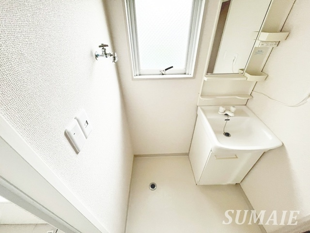 第一川鍋ビルの洗面所|室内洗濯機置き場！