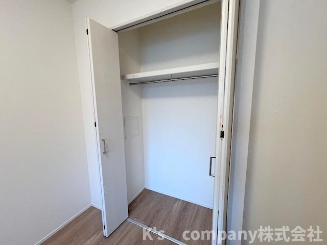 茅ヶ崎市共恵1丁目　ライオンズプラザ茅ヶ崎駅前の収納|洋室4.1帖の収納スペース◇