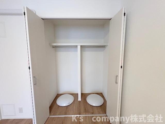 茅ヶ崎市共恵1丁目　ライオンズプラザ茅ヶ崎駅前の収納|洋室6帖の収納スペース◇