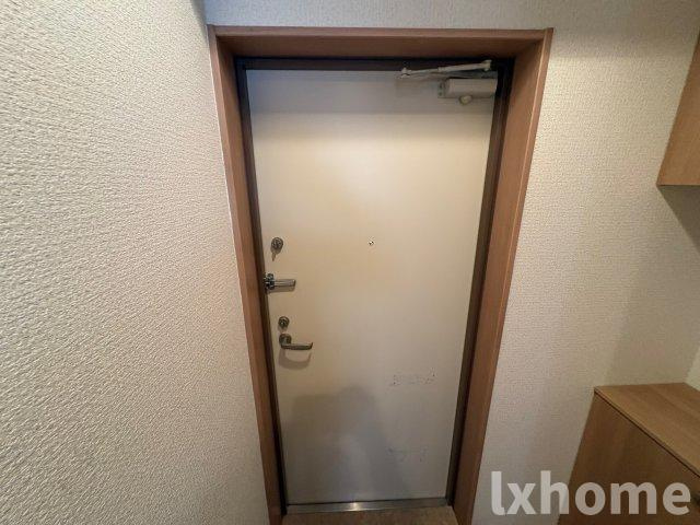 フローリッシュ茨木の玄関