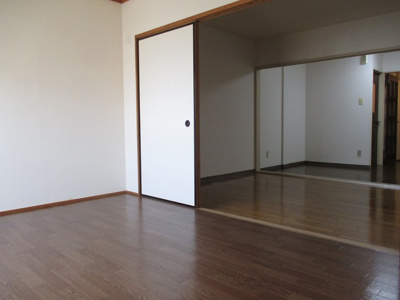【居間・リビング】 | 豊里グランドハイツ | 開放感のあるキレイなお部屋です