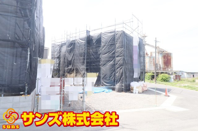 郡山市安積町笹川字高石坊　　　１号棟　　永盛小学校、安積中学区の外観|南東側から見た外観♪