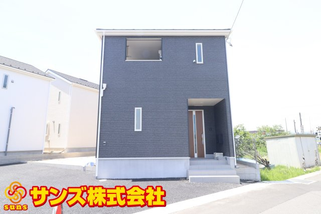 郡山市安積町笹川字高石坊　　　１号棟　　永盛小学校、安積中学区の外観|東側から見た外観
