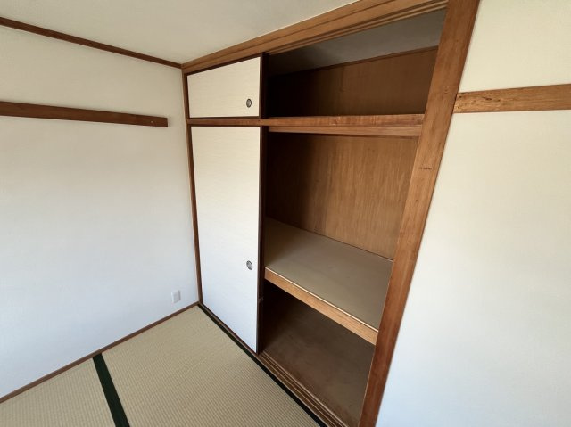 上田東町住宅2号棟の収納