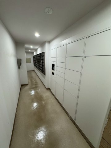 ヴィルヌーブ保土ヶ谷Ⅲのその他共用部分|宅配ボックス