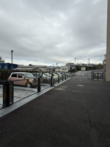 ヴィルヌーブ保土ヶ谷Ⅲのその他共用部分|駐車場