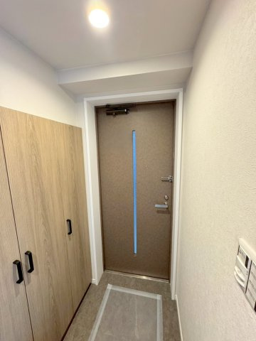 ヴィルヌーブ保土ヶ谷Ⅲの玄関|玄関