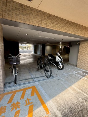 ヴィルヌーブ保土ヶ谷Ⅲのその他共用部分|駐輪場