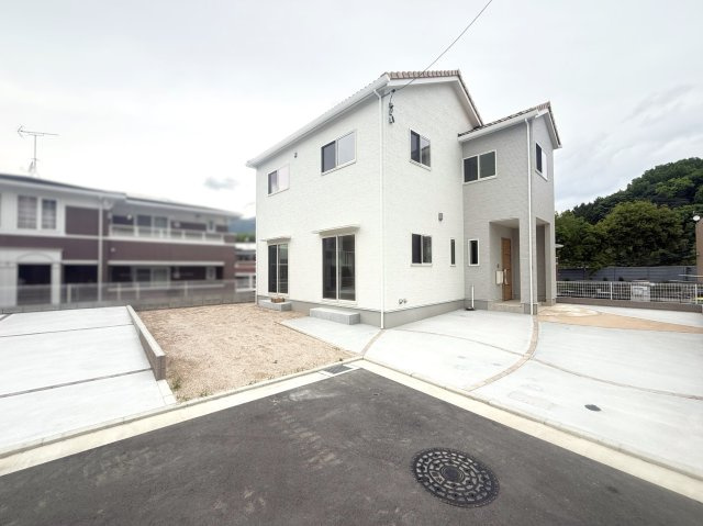 広島市安佐南区高取南１丁目の新築一戸建