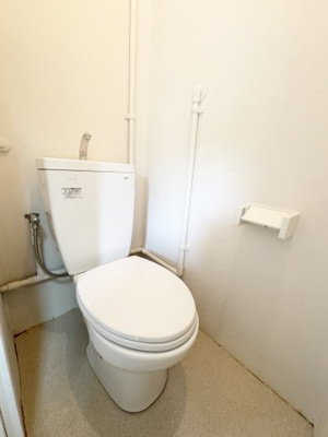 【トイレ】 | ヴィラナリー由良2 | ※同物件、別のお部屋の写真です