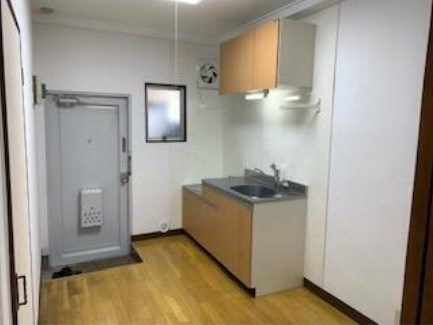 竹森ハイツの玄関