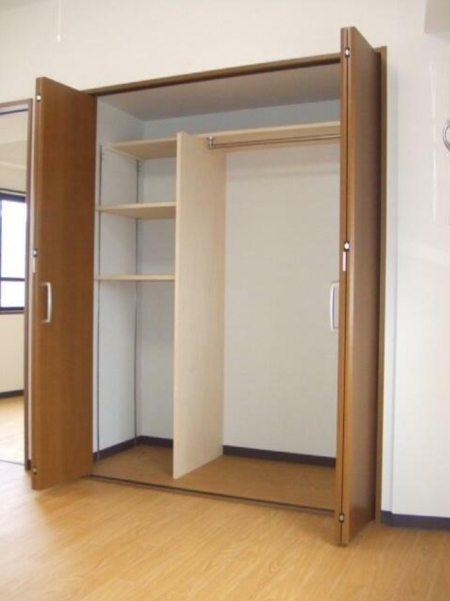 佐藤ビルの収納